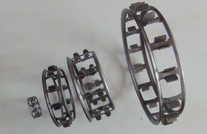 Iron bearing retainer
