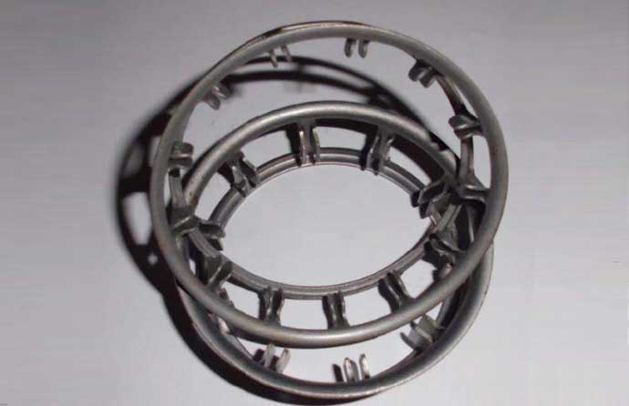 Iron bearing retainer